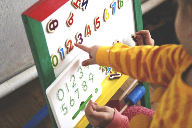 Trẻ 5 tuổi học không nhớ mặt số. Top 7 cách giúp trẻ học chữ số nhanh 2
